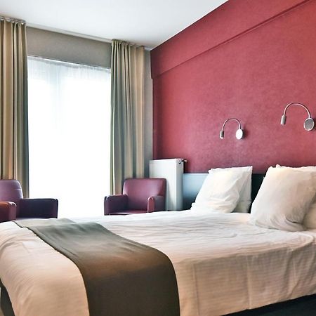 Logies Bocadillo Aparthotel Blankenberge Bagian luar foto