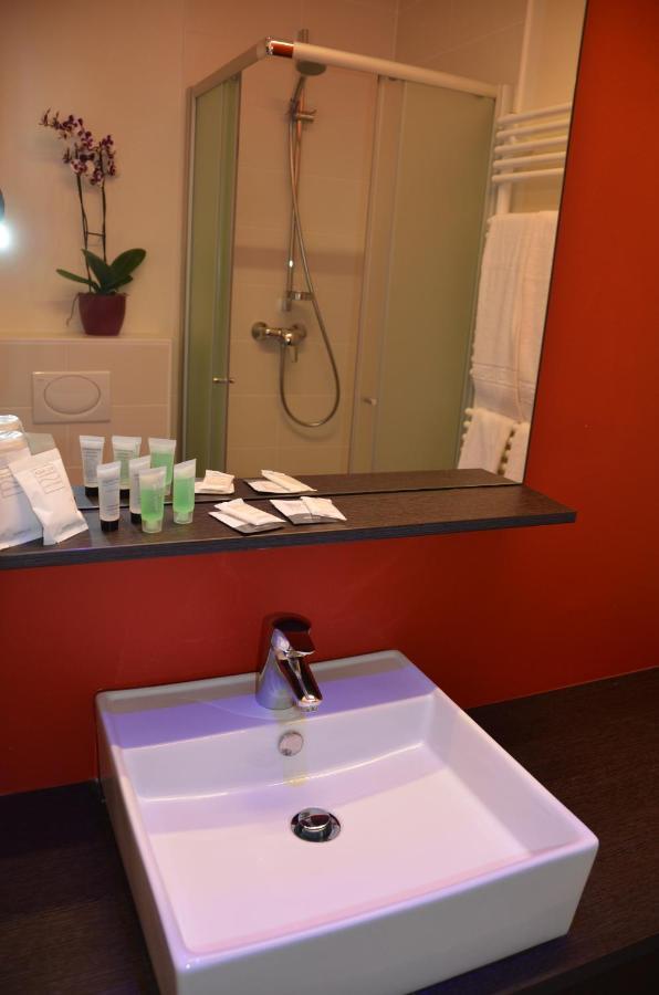 Logies Bocadillo Aparthotel Blankenberge Bagian luar foto