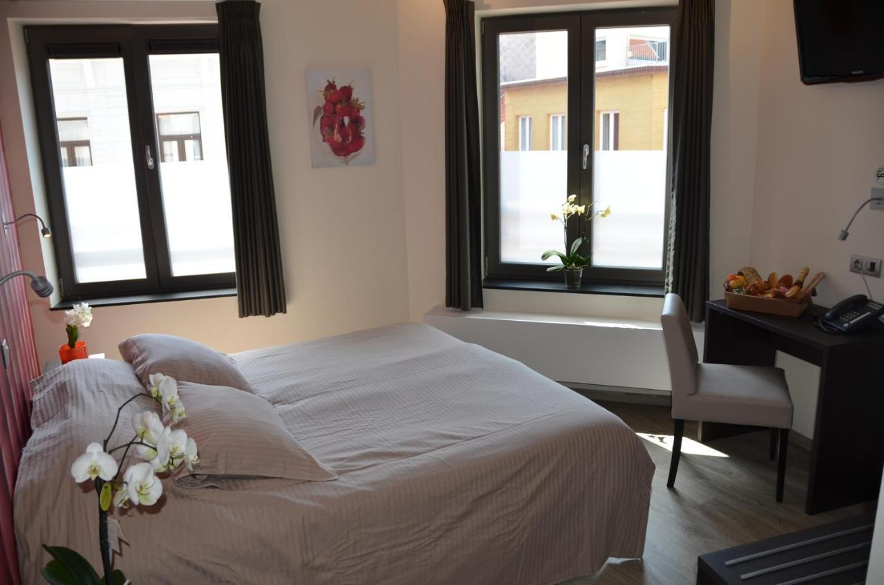 Logies Bocadillo Aparthotel Blankenberge Bagian luar foto